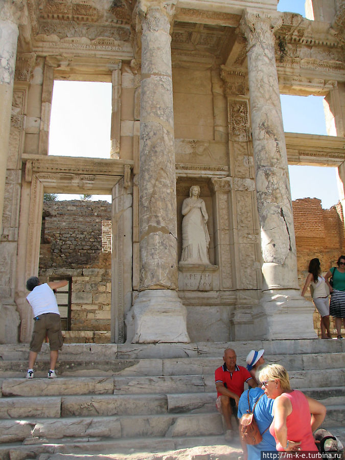 Статуя доблесть Эфес античный город, Турция