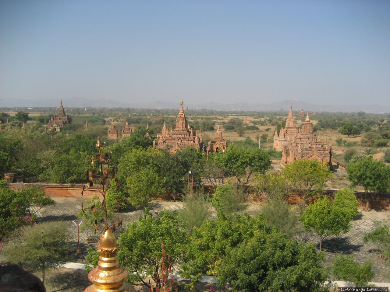 Вид с пагоды Dhamma Ya Zi Ka. Фото из интернета