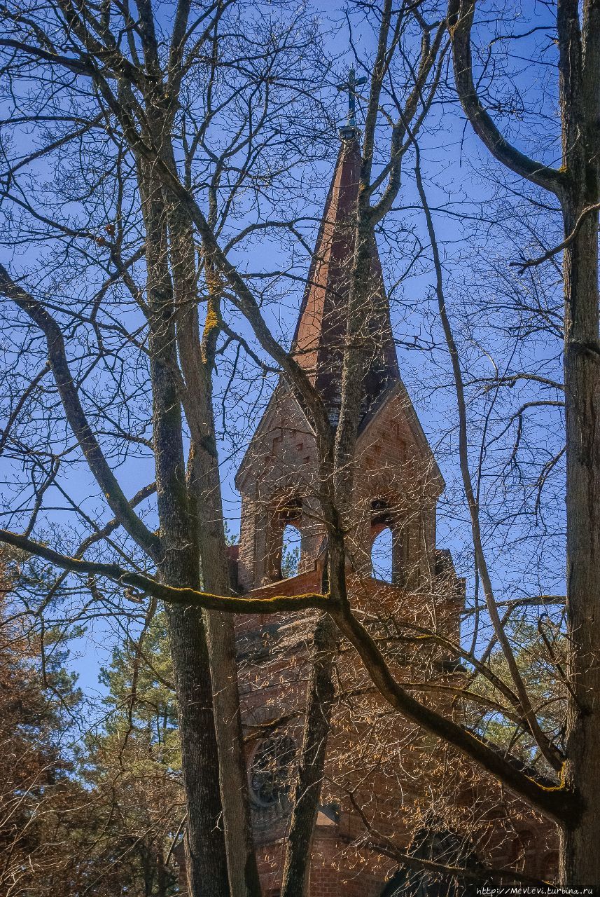 Булдурская евангелическо-лютеранская церковь Юрмала, Латвия