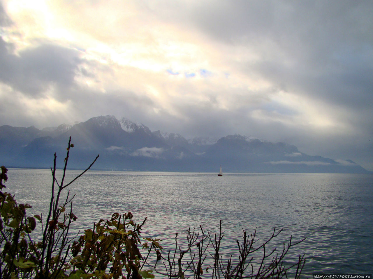 Озеро в декабре Лозанна, Швейцария