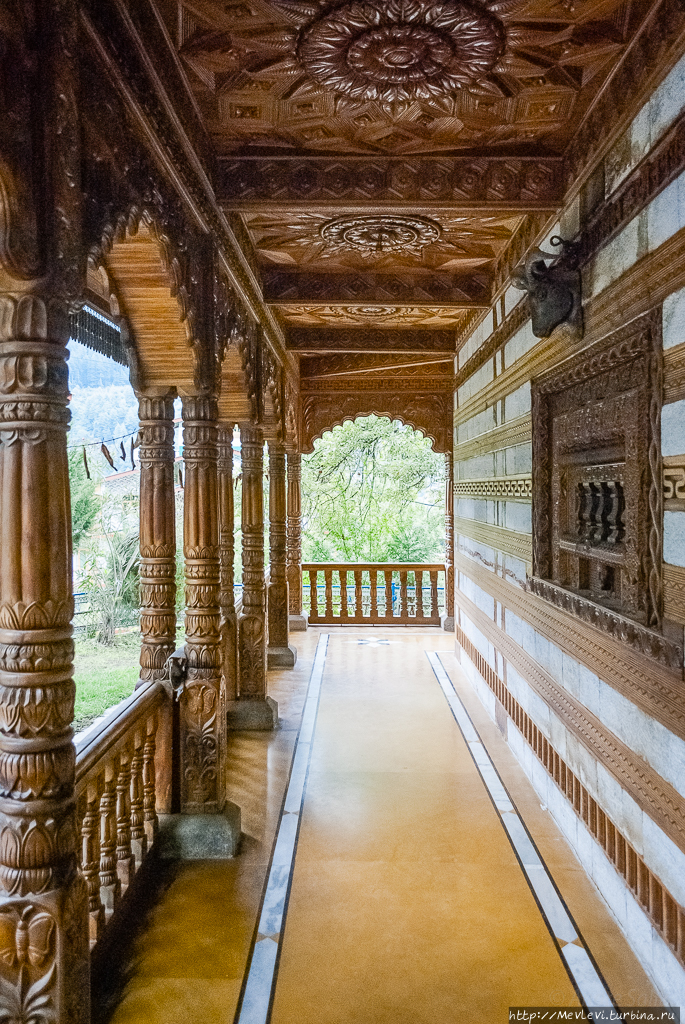 Храм Сурья Махадева. Манали, Индия