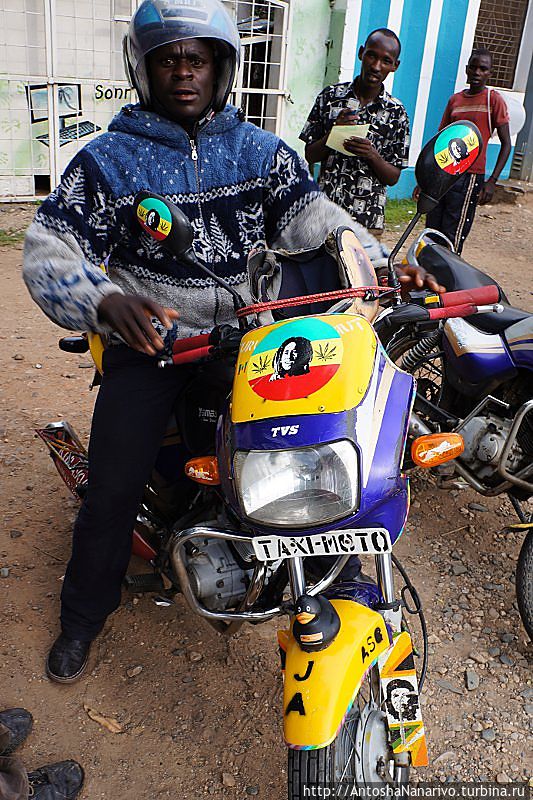 Тут преобладает Боб Марли, но и Че Гевара есть.