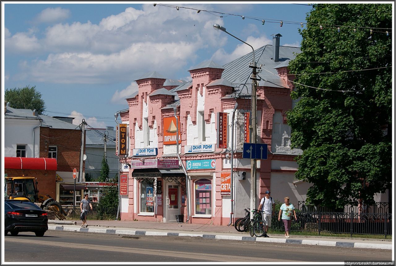 Подмосковный Биг-Бен, готический зáмок и иные занятности Ч.1 Егорьевск, Россия