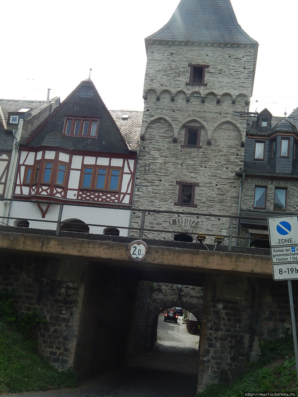 Средневековые городские ворота Бахарах, Германия