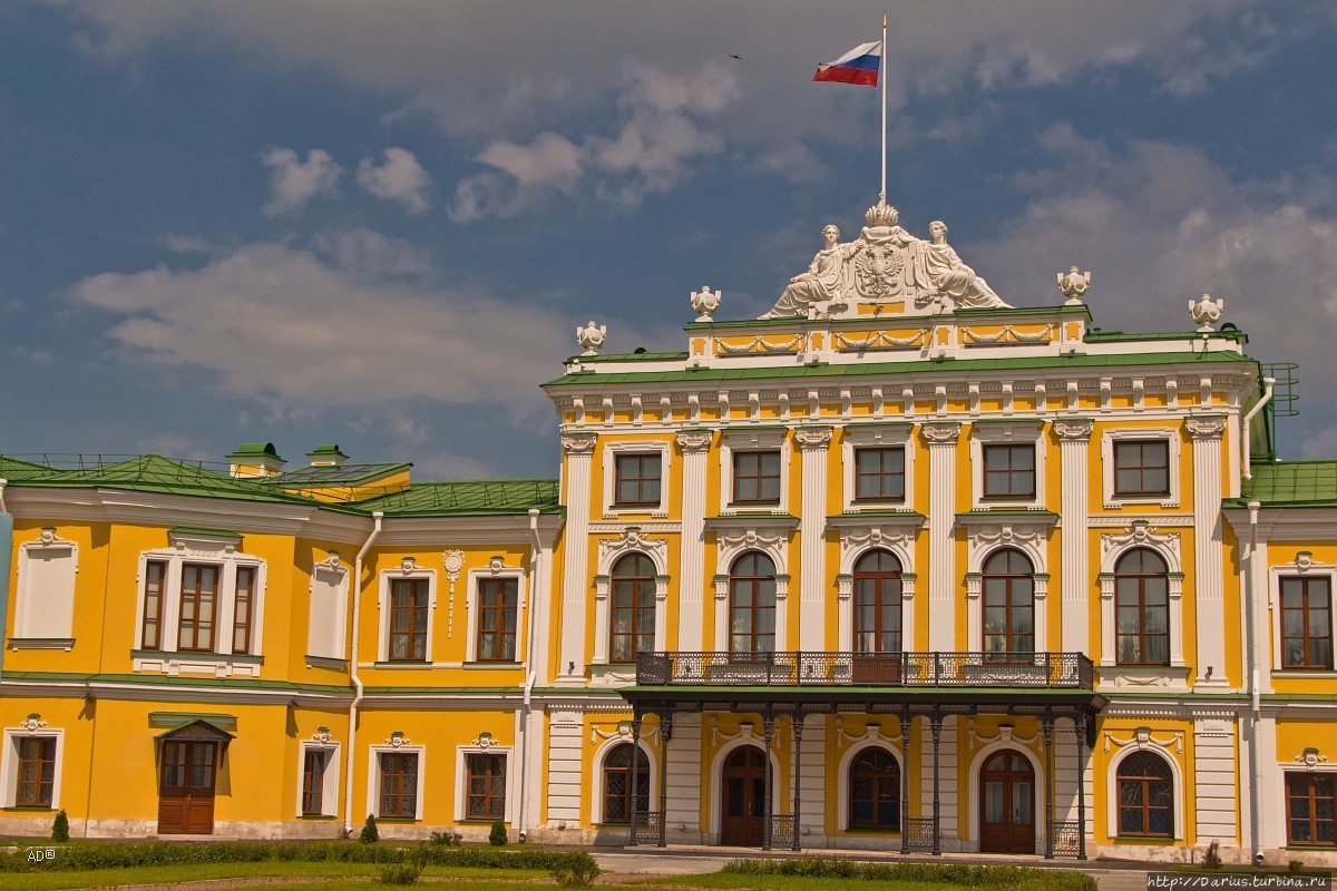 Императорский дворец тверь. Императорский дворец тверь. Тверь путевой дворец режим. Императорский дворец тверь. Тверской императорский путевой дворец тверь.