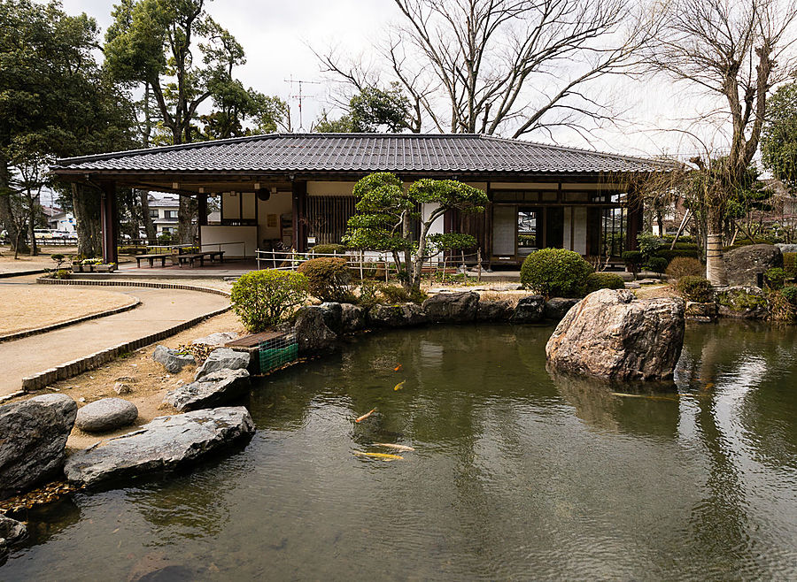 Где есть парк, там есть сад, где есть сад, там есть чайный домик. Тоттори, Япония