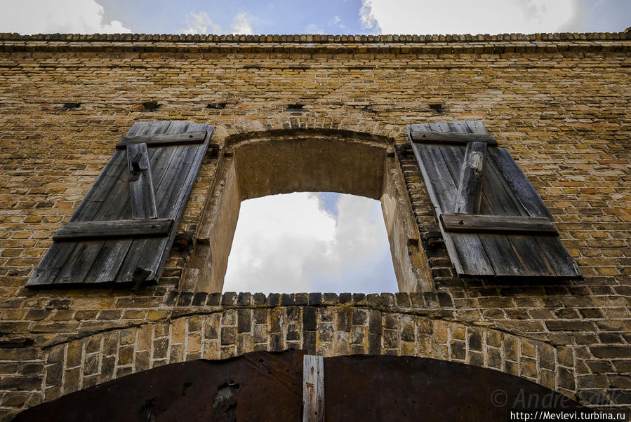 3000 судеб Рига, Латвия