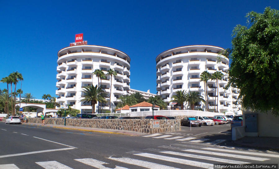 Бывает и такое пятизвёздочное, но в основном преобладают апартаменты и апарт-отели Плайя-дель-Инглес, остров Гран-Канария, Испания