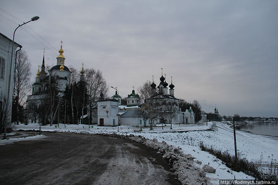Вид на Соборное дворище Великий Устюг, Россия