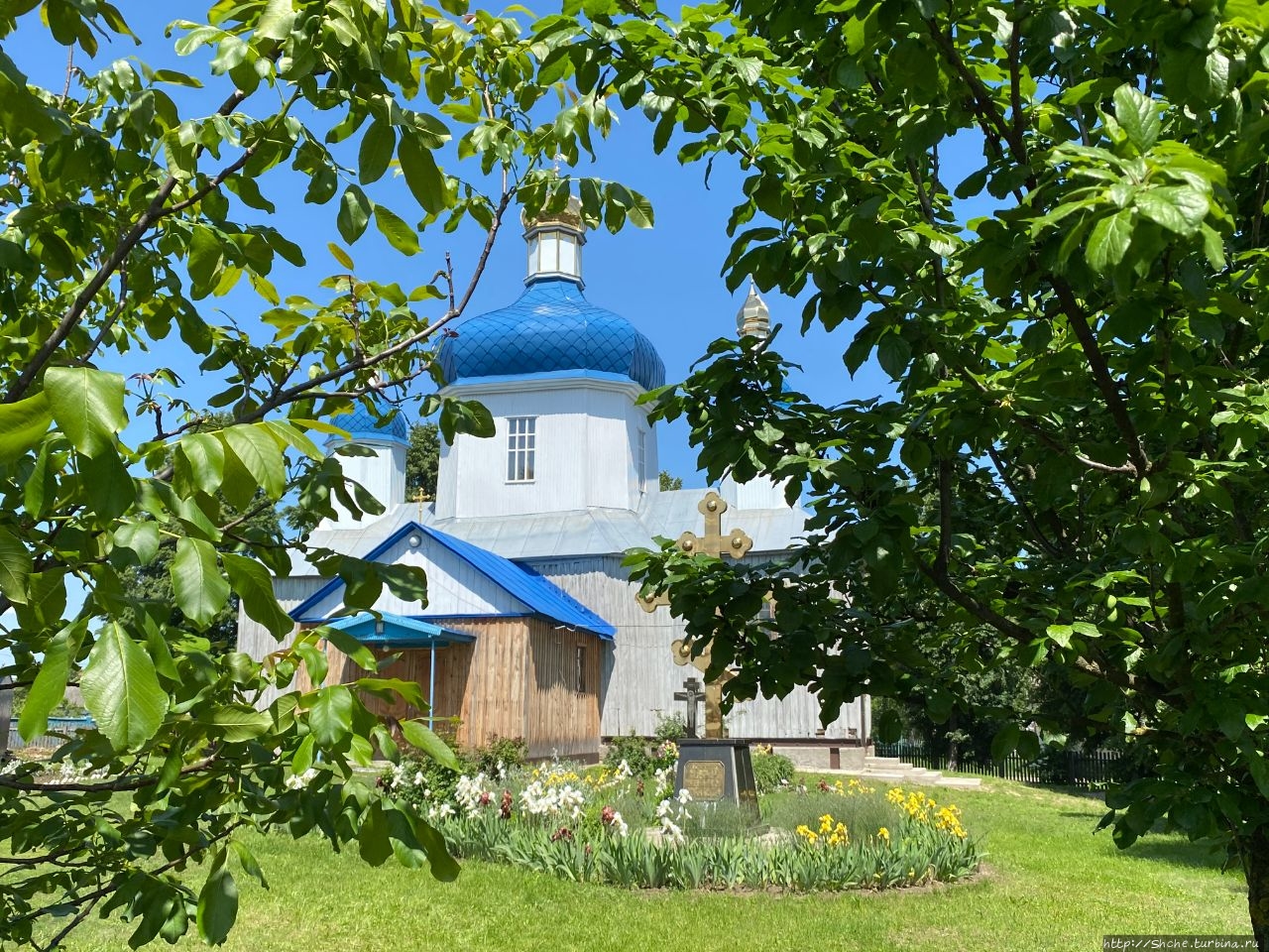 Воскресенская церковь Лебедин, Украина