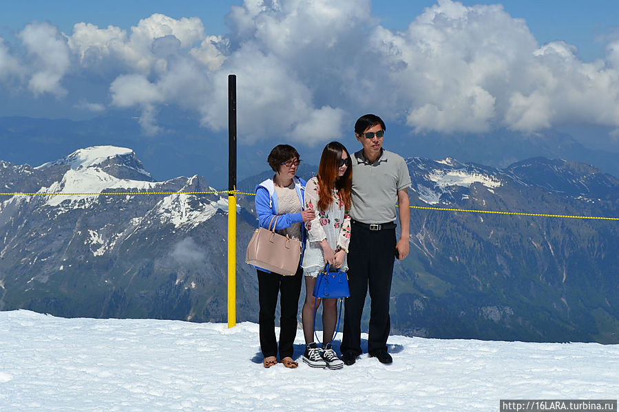 Счастливая китайская семья Кантон Обвальден, Швейцария