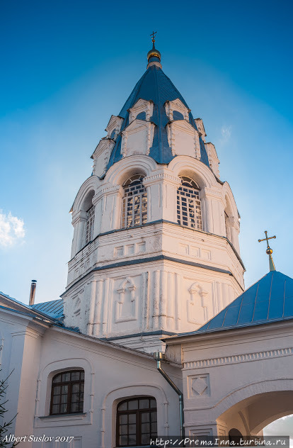 Башни монастыря, основанного ещё в старинном городе Клещине Переславль-Залесский, Россия