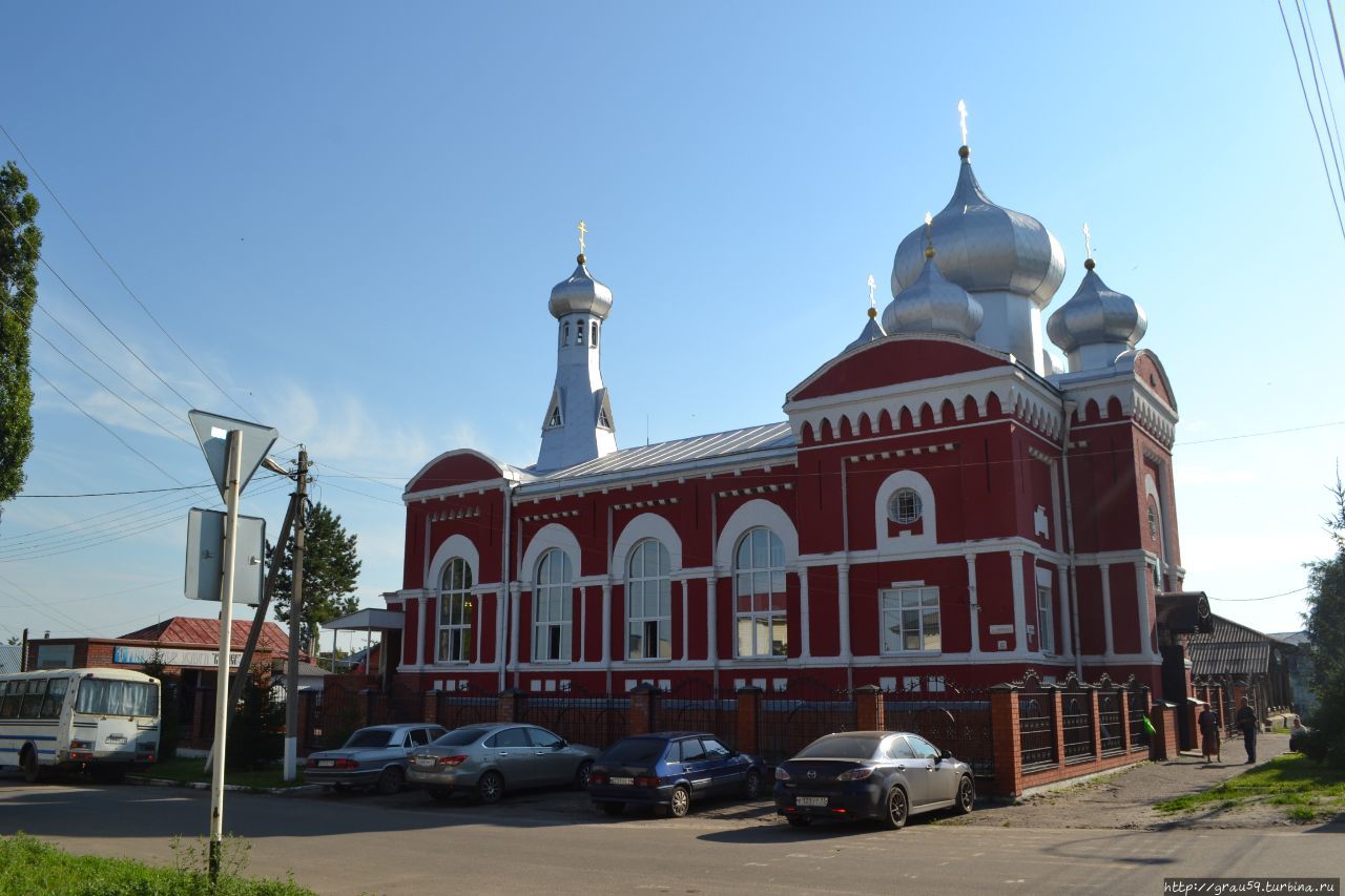 Православный храм снесли,а взамен отдали отнятый у баптистов