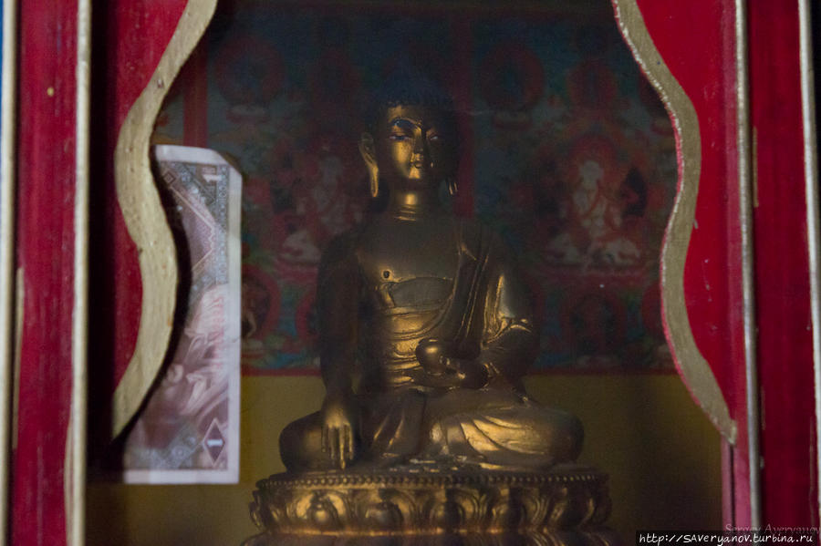Интерьеры и убранство бонского монастыря Тибет, Китай