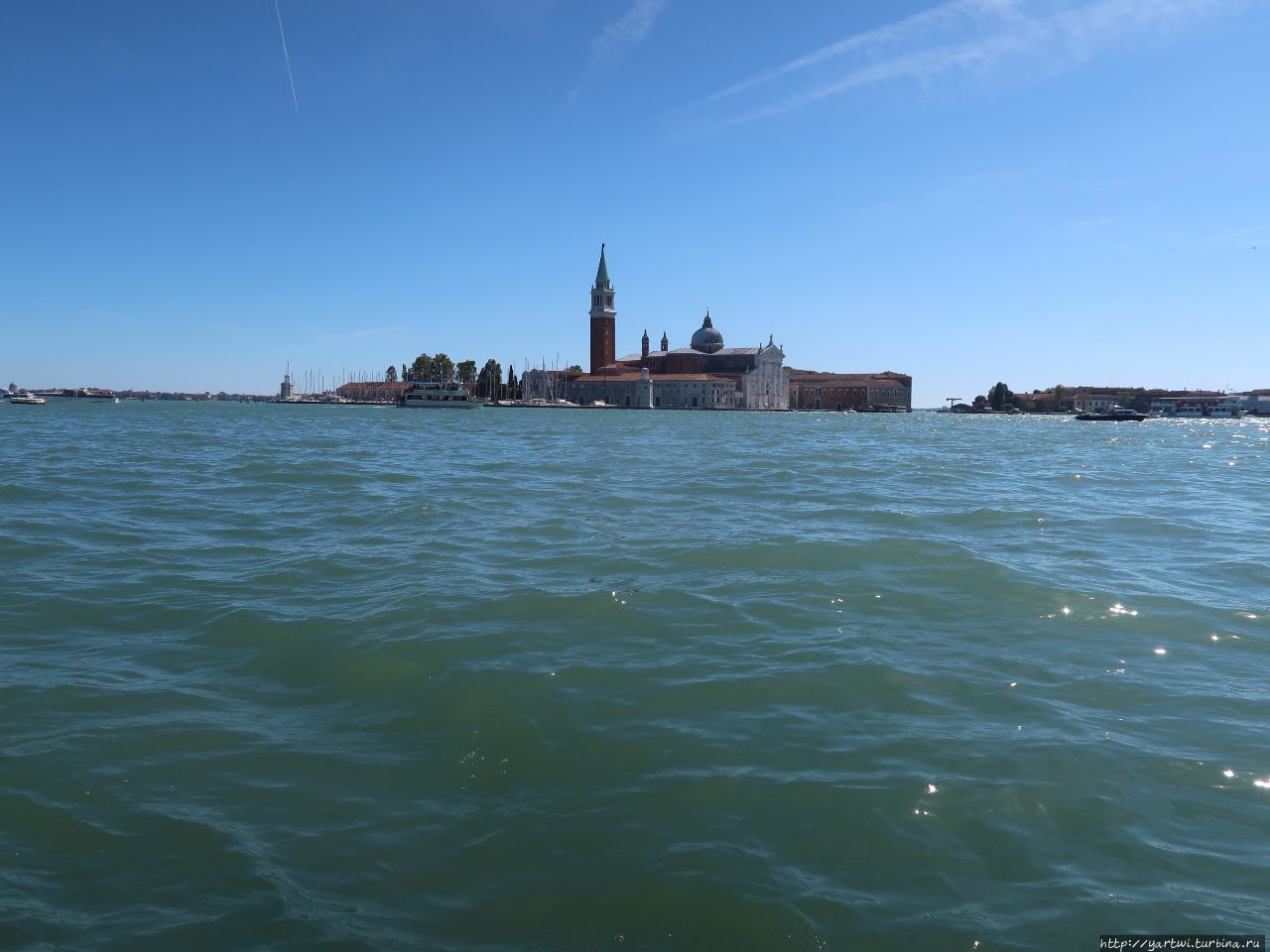 Собираемся на причале и возвращаемся:  совершаем морскую прогулку по Венецианскому заливу. Венеция, Италия