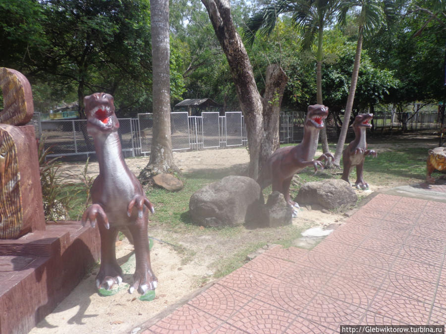Посещение городского зоопарка Накхон-Си-Таммарат, Таиланд