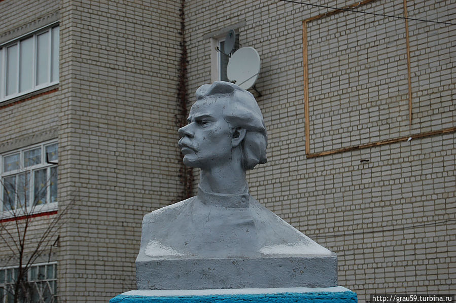 Памятник А.М.Горькому Аткарск, Россия