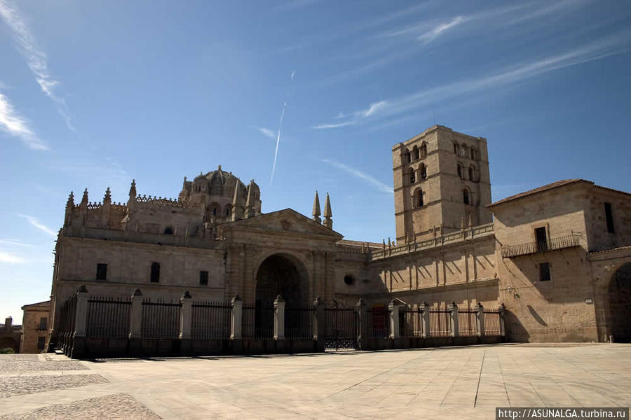 Саморский собор — старейший в округе. Самора, Испания