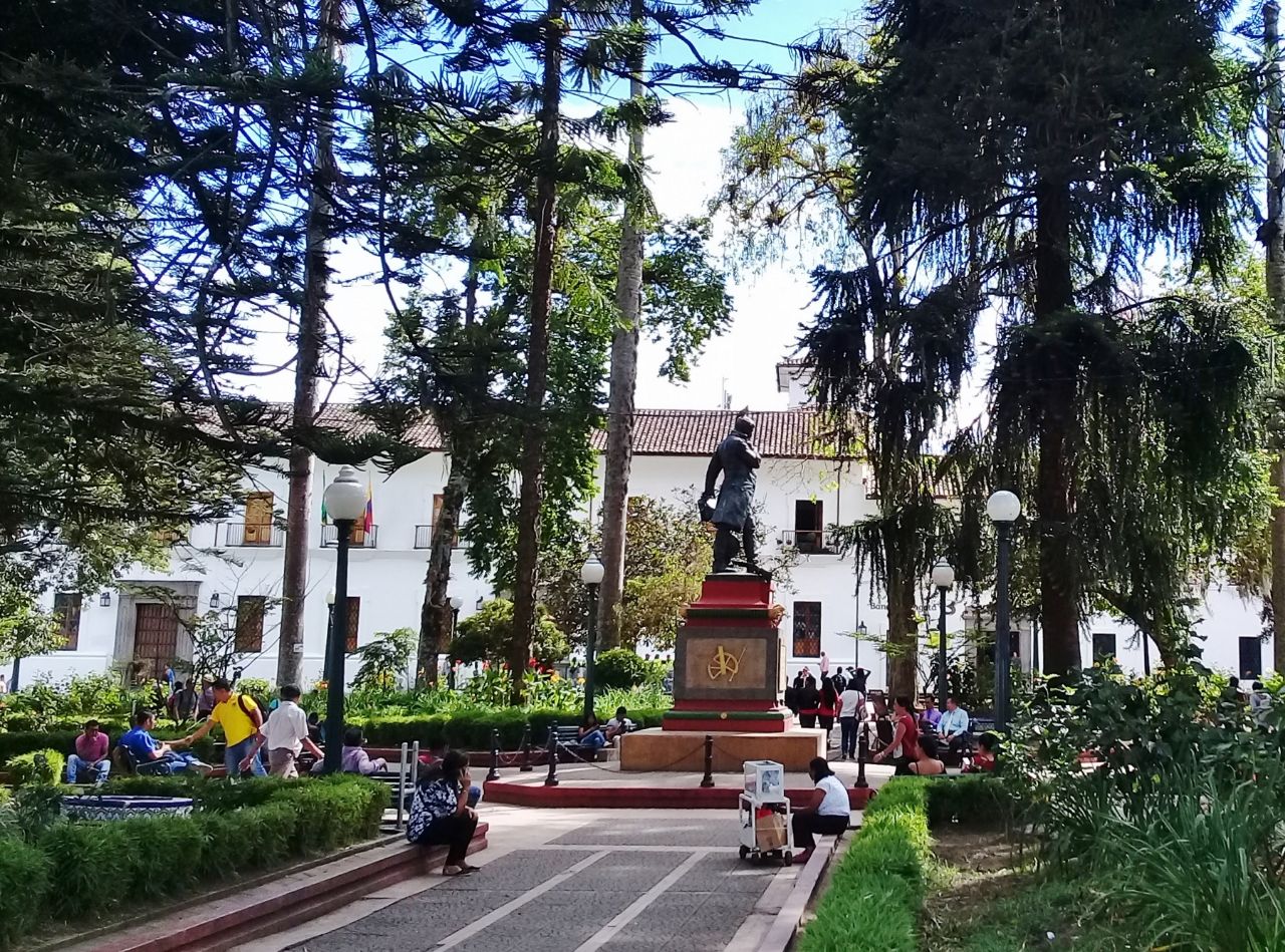 Площадь-парк Калдас Попаян, Колумбия