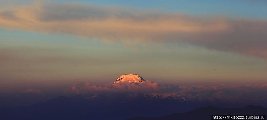Снежный вулкан...название не упомню) Кито, Эквадор