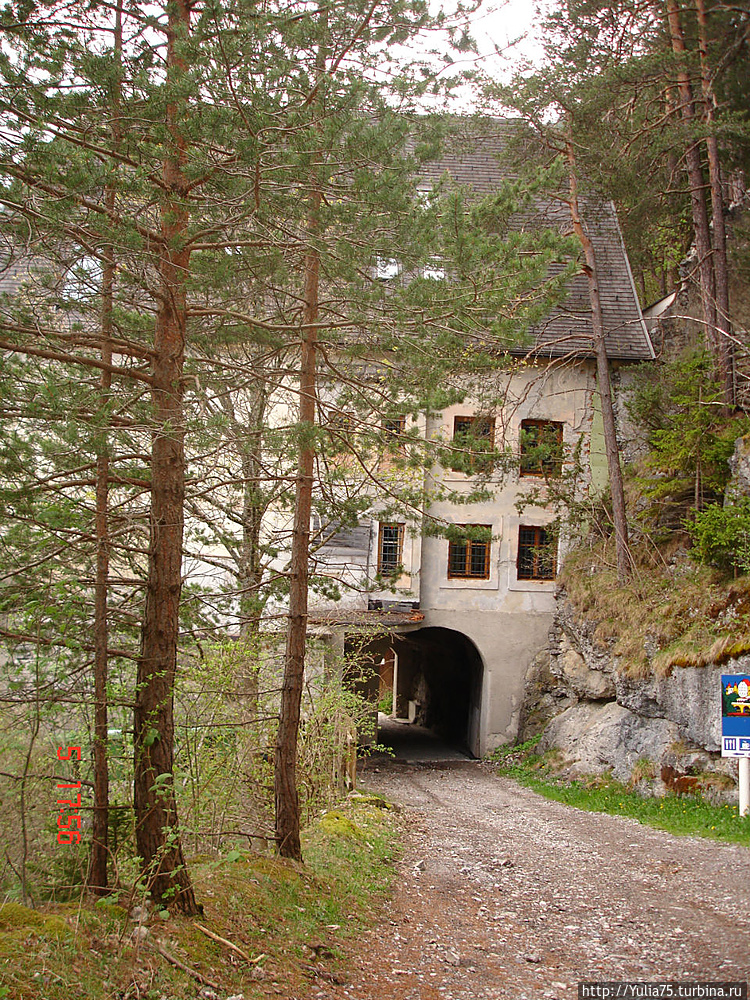 Замок  Fernsteinsee Schlo