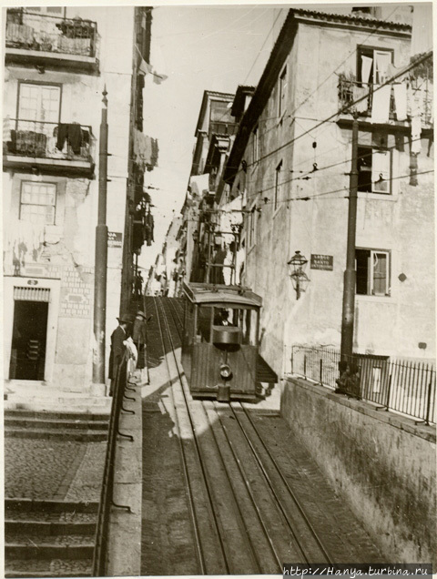 Фуникулер-подъемник Лавра. Фото 1927 года. Из интернета