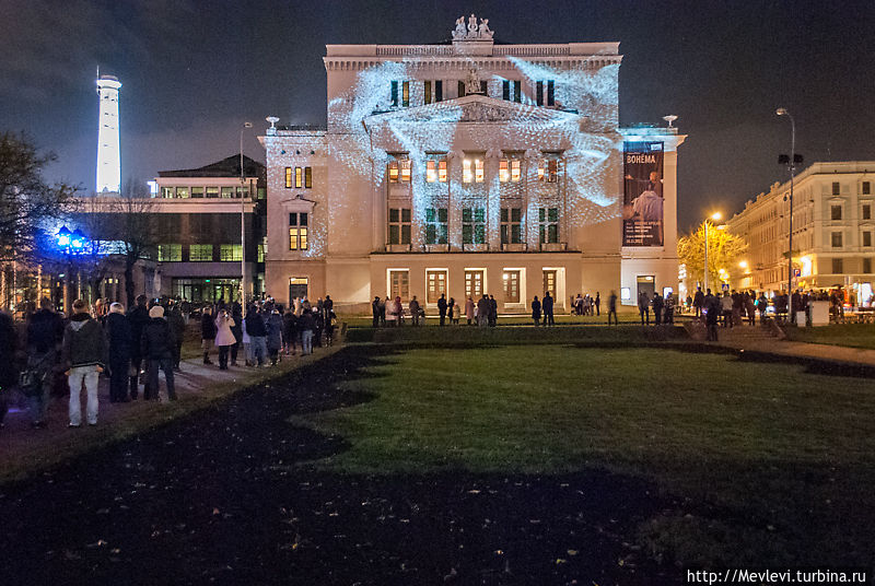 Фестиваль света “Staro Rīga” («Рига сияет») Рига, Латвия