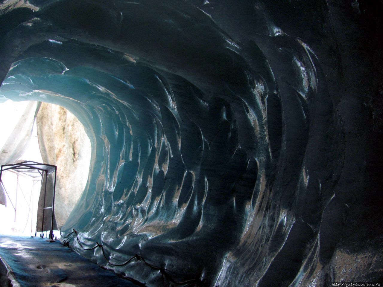 Ледяная пещера Шамони, Франция