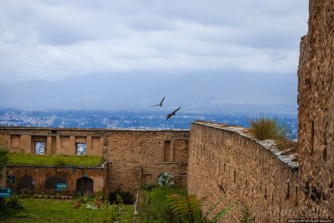 Хари Парбат Форт Шринагар, Индия