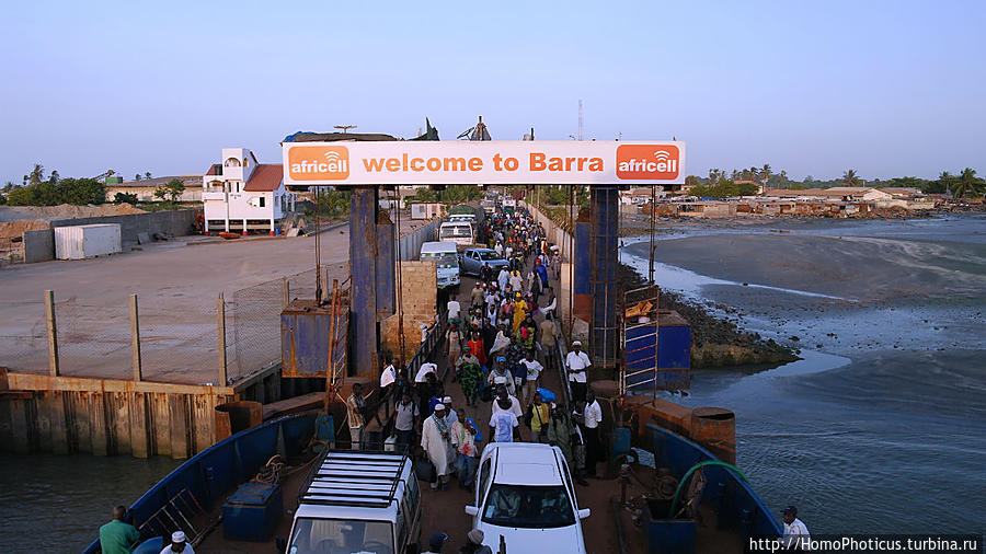 Стояние на Гамбии Барра, Гамбия