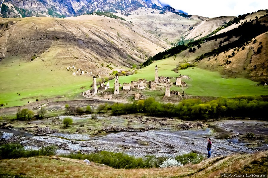 В краю башен Джейрах, Россия