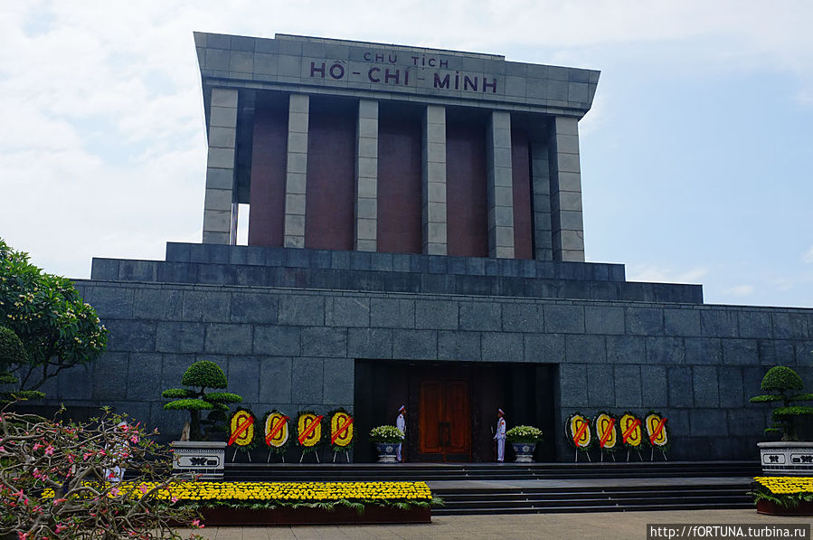 Мавзолей Хо Ши Мина Ханой, Вьетнам
