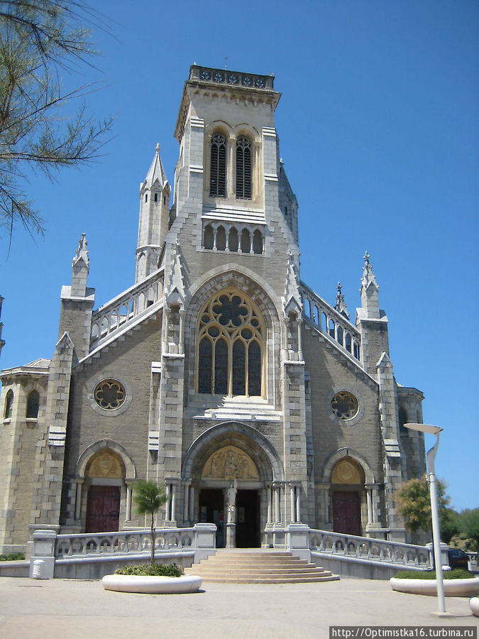 Церковь Св. Евгении Биарриц, Франция