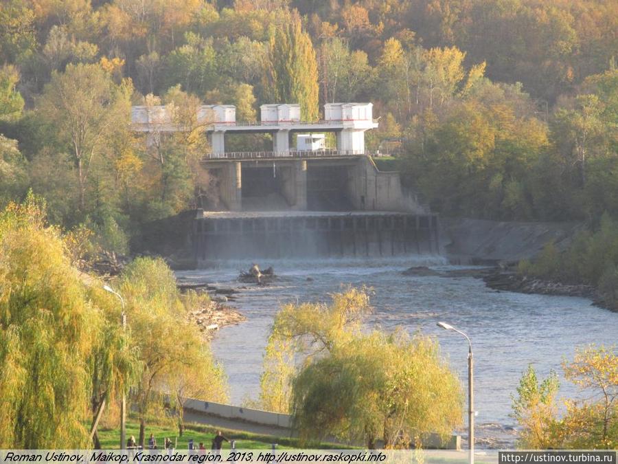 Осень. Городской парк Майкопа Майкоп, Россия