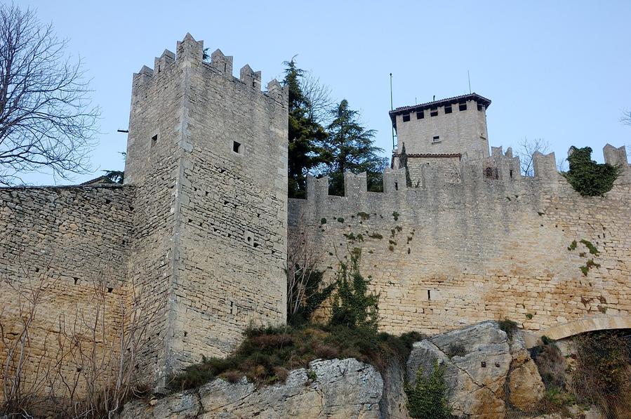 Крепостная стена Сан-Марино, Сан-Марино