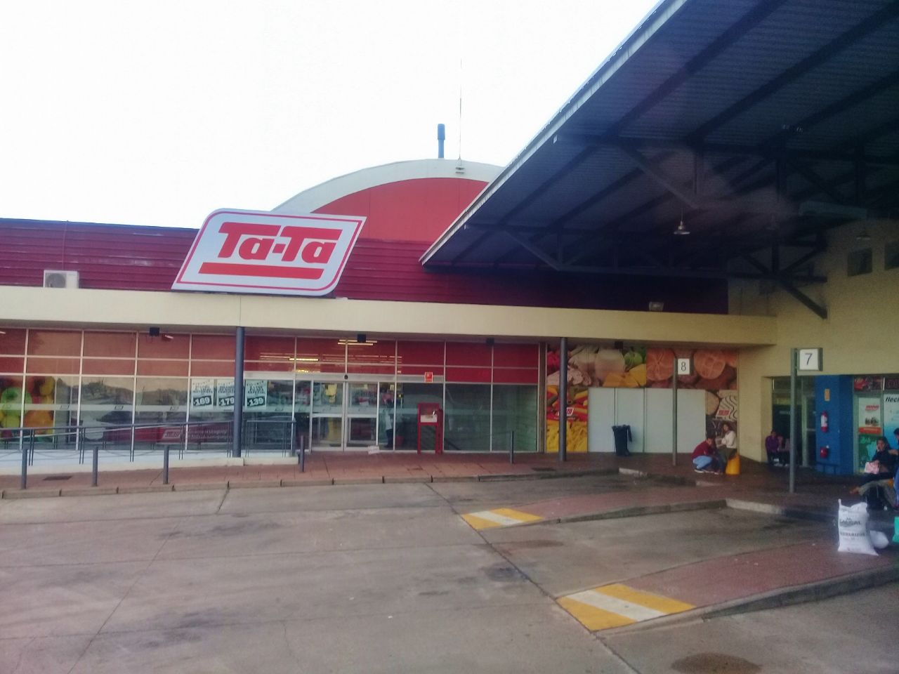 Автовокзал и ТЦ Сальто Сальто, Уругвай
