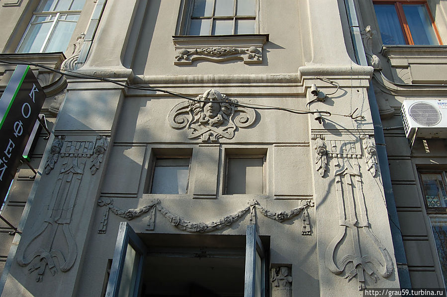 Доходный дом Ананьева ( Вольская, 97).Детали