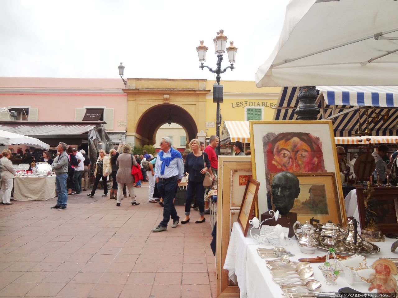 Ницца. Антикварный рынок Cours Saleya Ницца, Франция