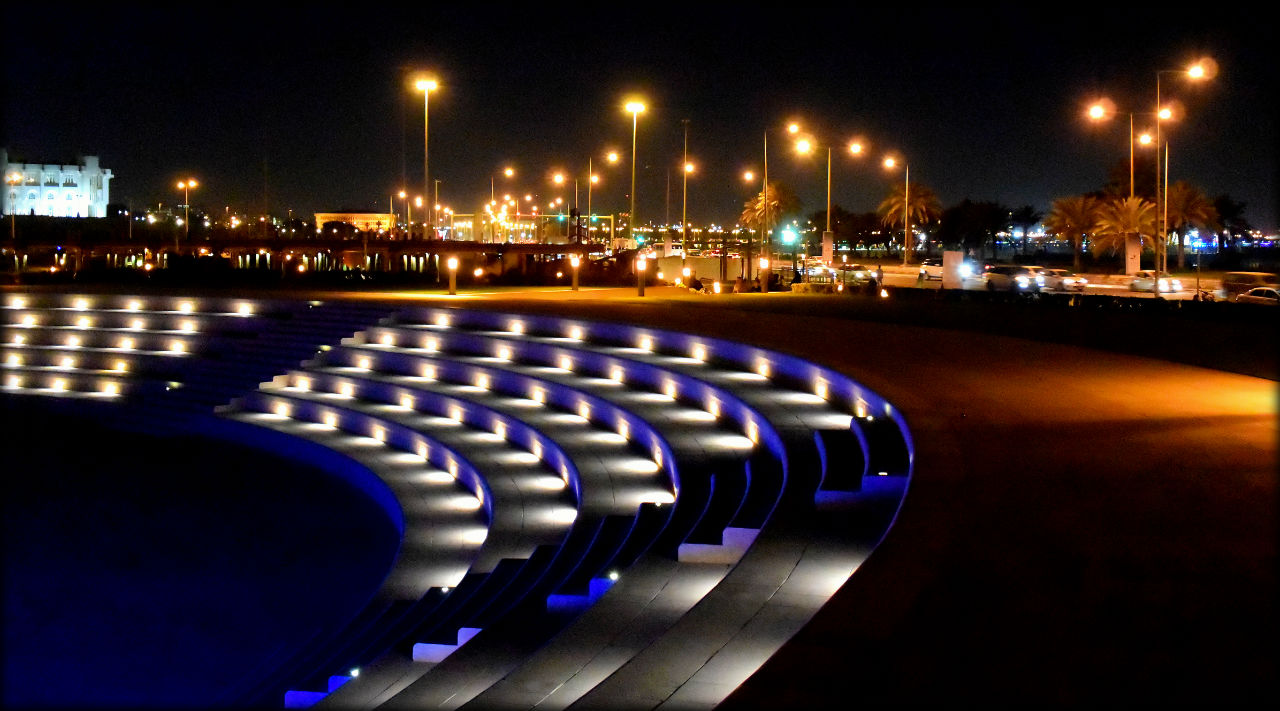 Подарок катарского аэропорта Доха, Катар