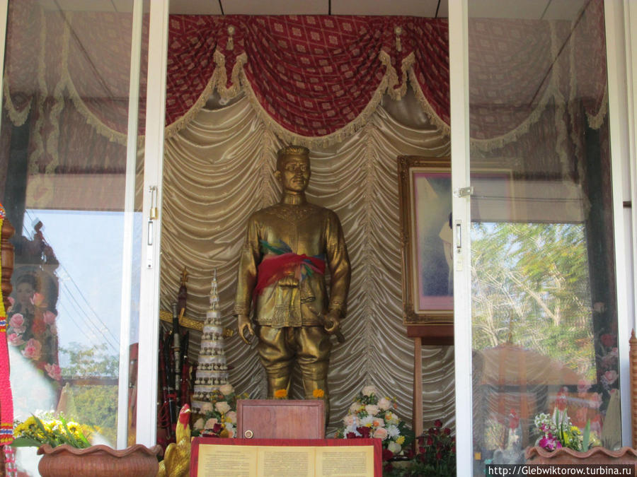 Shrine Нонг-Буа-Лам-Пху, Таиланд