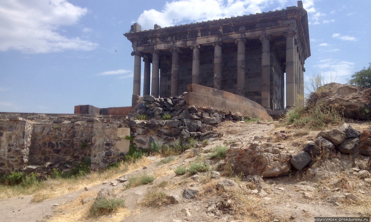 Храм Гарни Гарни, Армения