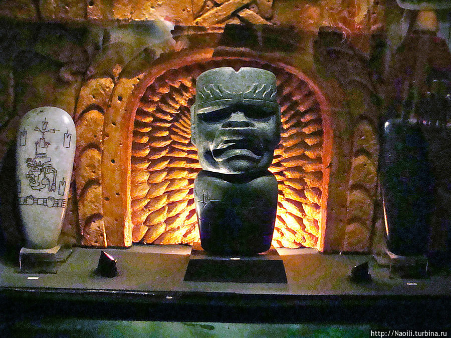 Статуэтка воина Ольмека-ягуара, из тех кто умел перевоплощаться, период 1000-300 год до н.э. Сан-Кристобаль-де-Лас-Касас, Мексика