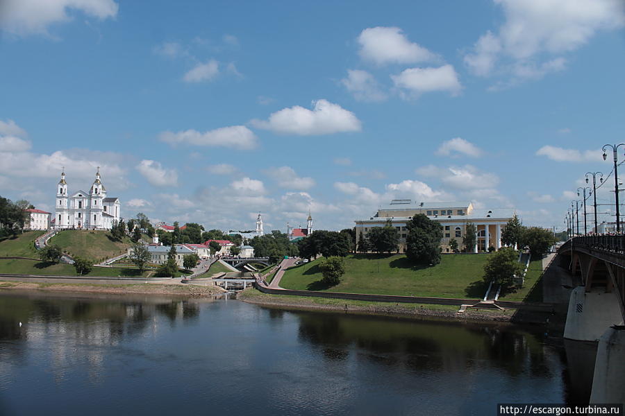 Вид на старый город и Кировский мост Витебск, Беларусь