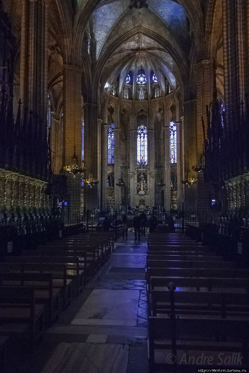 Кафедральный собор Святого Креста и Святой Евлалии Барселона, Испания