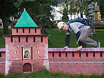 Такие макеты сооружены в парке на территории кремля