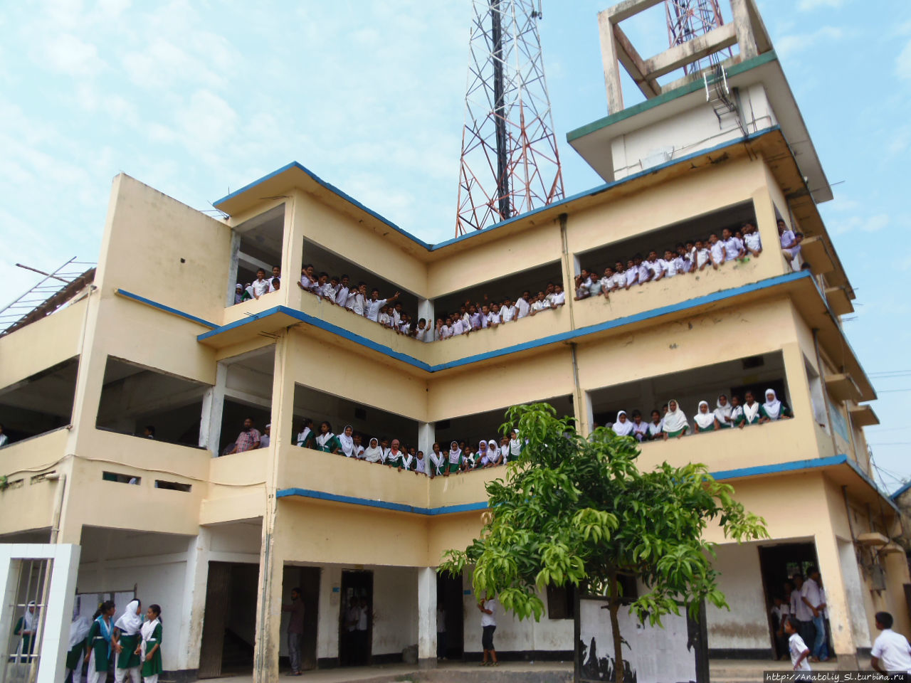 Школа в Сонаргаоне. Сонаргаон, Бангладеш