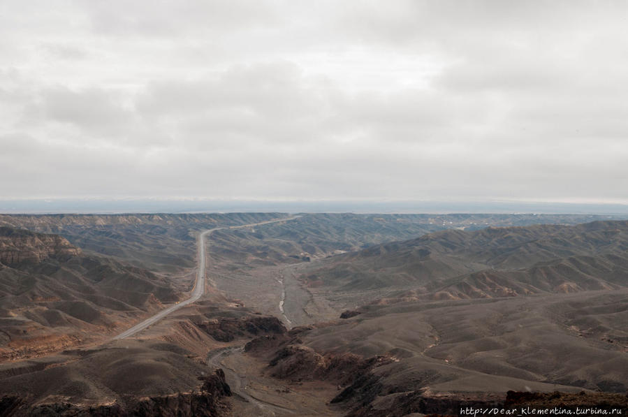 Чарынский каньон в ноябре. Автостопом за один день. Чарынский Каньон Национальный Парк, Казахстан