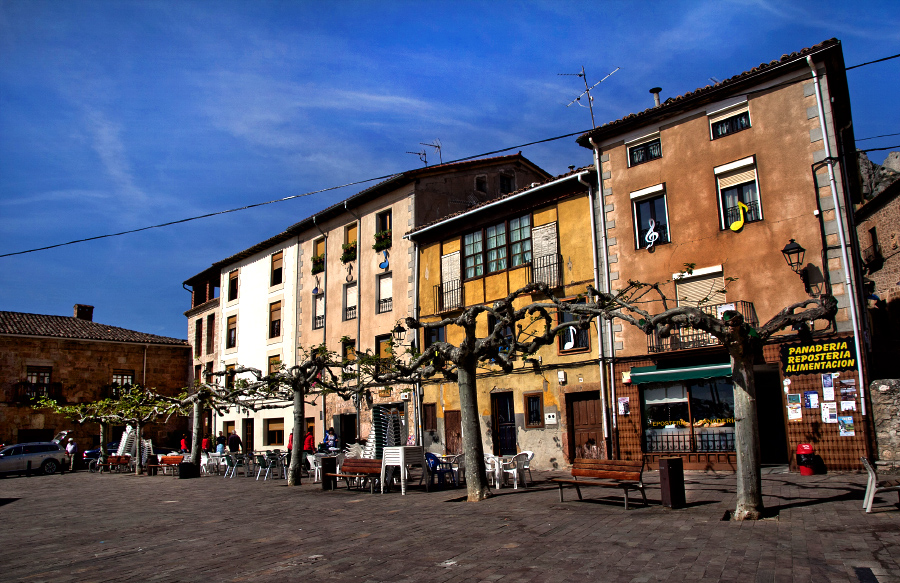 Plaza Nueva Поса-де-ла-Саль, Испания