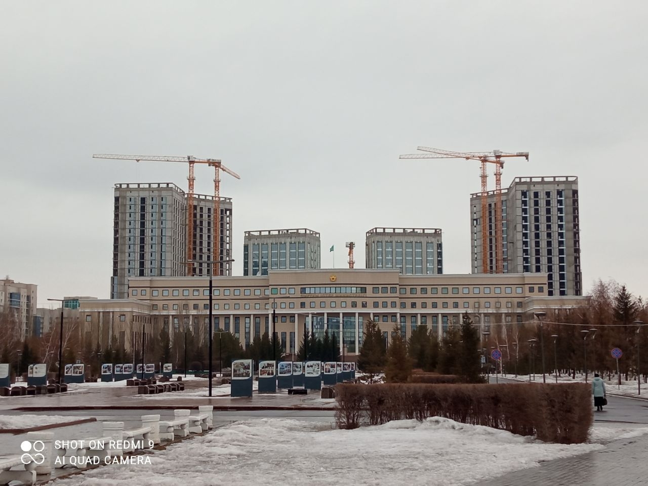 Небольшая прогулка по центру новой столицы Казахстана Астана, Казахстан
