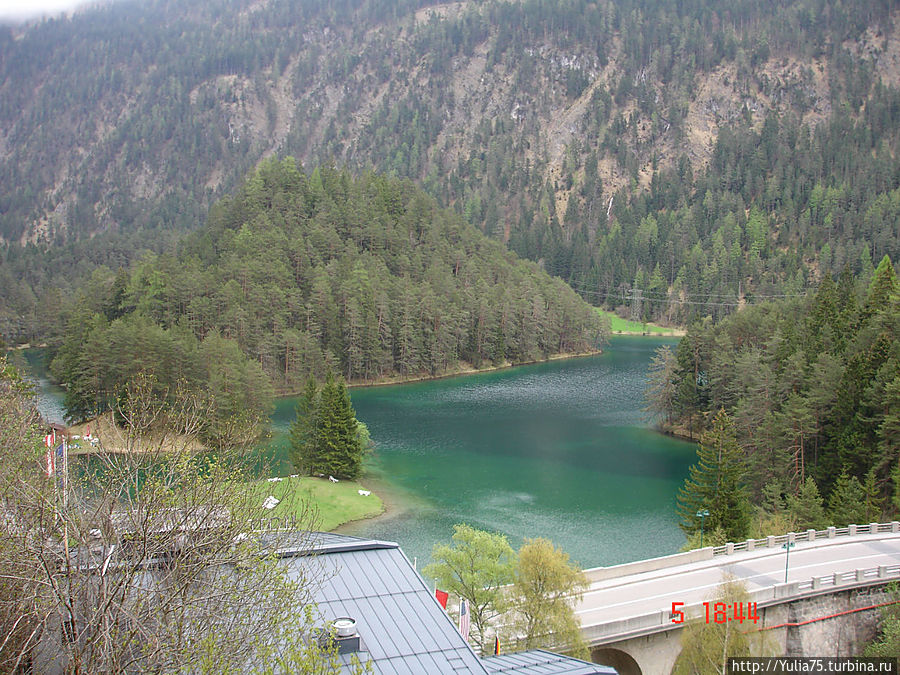 Вид на озеро Земля Тироль, Австрия